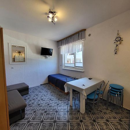 Studio-Tani Apartament รอวี ภายนอก รูปภาพ