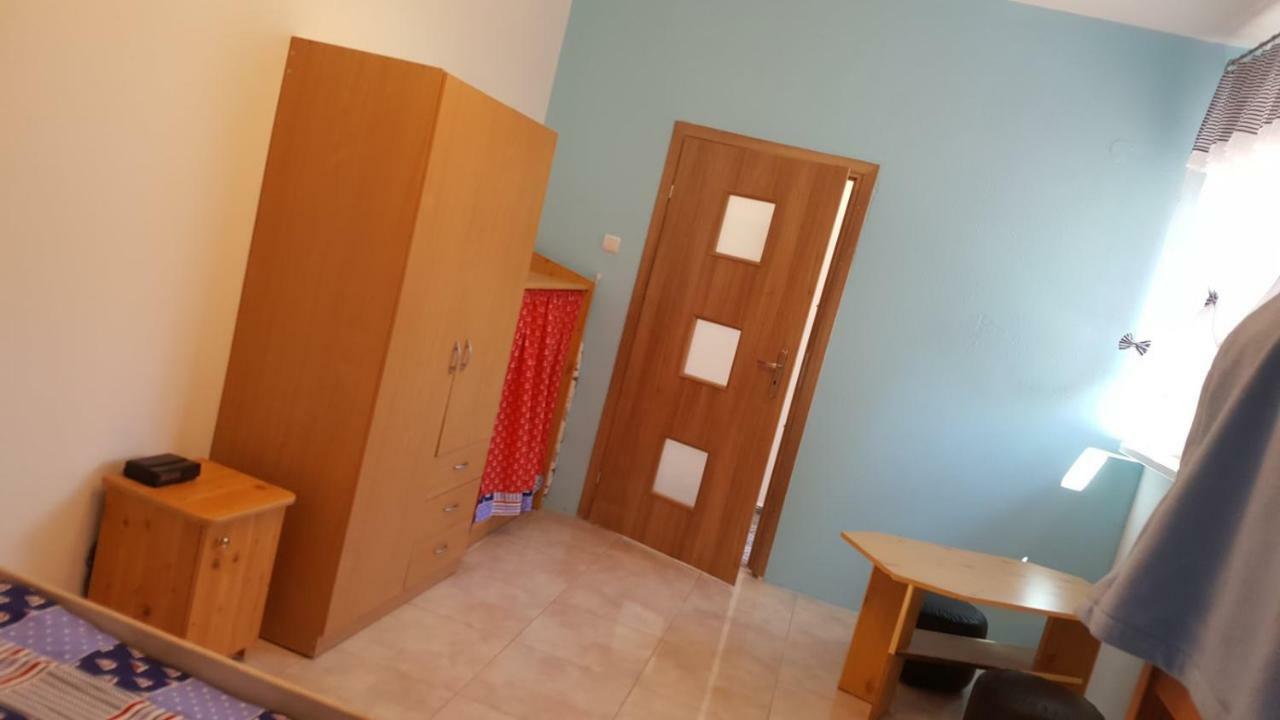 Studio-Tani Apartament รอวี ภายนอก รูปภาพ